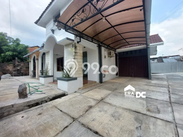 Rumah Cantik Siap Pakai Di Gajah Mungkur Luas 200m2 Lokasi Strategis Rumah Cantik Siap Pakai Di Gajah Mungkur Luas 200m2 Lokasi Strategis