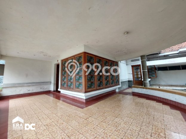 Dijual Rumah Premium dengan Fasilitas Sekitar Lengkap di Semarang Tengah, Semarang Dijual Rumah Premium dengan Fasilitas Sekitar Lengkap di Semarang Tengah, Semarang