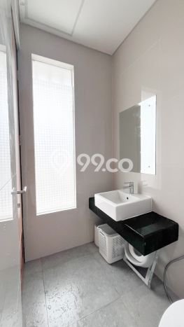 Rumah Minimalis 3 KT di Grand Wisata Bekasi Semi Furnished Rumah Minimalis 3 KT di Grand Wisata Bekasi Semi Furnished