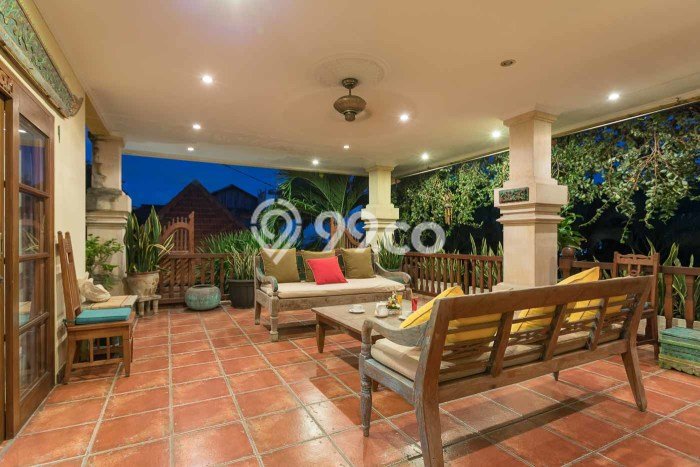 For Sale-4 Bedroom Villa In Central Seminyak For Sale-4 Bedroom Villa In Central Seminyak