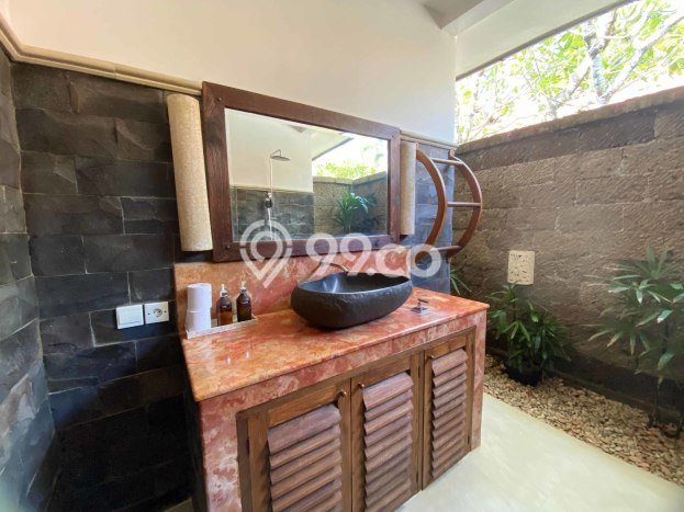 Leasehold 24 Yr-Luxury 4 Bedroom Villa In Central Seminyak Leasehold 24 Yr-Luxury 4 Bedroom Villa In Central Seminyak