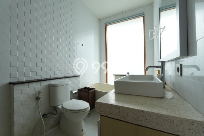 Modern 2-Bedroom Villa For Lease Near Seminyak And Canggu Modern 2-Bedroom Villa For Lease Near Seminyak And Canggu