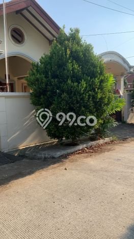 Rumah Modern 5 KT di Jatiwaringin Bekasi Semi Furnished Rumah Modern 5 KT di Jatiwaringin Bekasi Semi Furnished