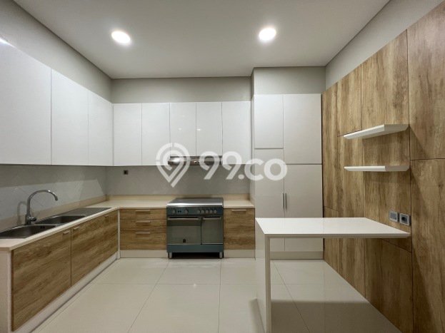 HUNIAN PILIHAN! Rumah area Alam Sutera, LT 350m² Bangunan 500m² HUNIAN PILIHAN! Rumah area Alam Sutera, LT 350m² Bangunan 500m²