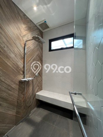 HUNIAN PILIHAN! Rumah area Alam Sutera, LT 350m² Bangunan 500m² HUNIAN PILIHAN! Rumah area Alam Sutera, LT 350m² Bangunan 500m²