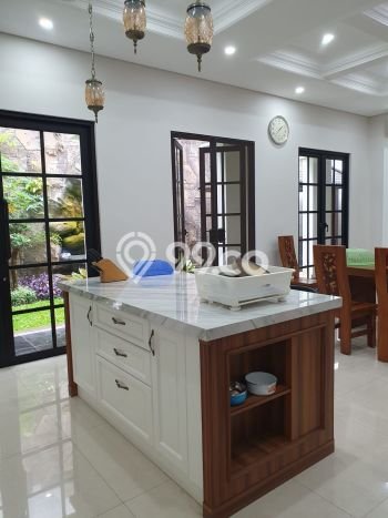 For Sale! Premium House LT 300m2 Desain Elegan di Gading Serpong For Sale! Premium House LT 300m2 Desain Elegan di Gading Serpong