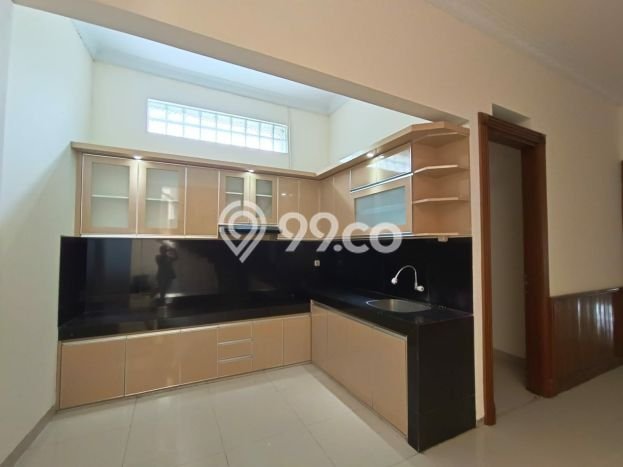 For Sale Hunian Rumah Terawat 4 KT di Jatiwaringin, Jakarta Timur For Sale Hunian Rumah Terawat 4 KT di Jatiwaringin, Jakarta Timur