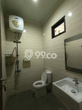 For Sale Hunian Rumah Terawat 4 KT di Jatiwaringin, Jakarta Timur For Sale Hunian Rumah Terawat 4 KT di Jatiwaringin, Jakarta Timur