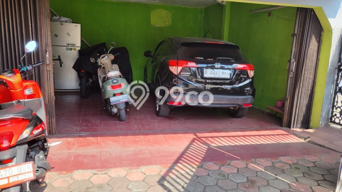 Kost Dijual Lokasi Tanjung Priok, Jakarta Utara, Spesifikasi 8 Kamar Tidur dan Luas 529m2 Kost Dijual Lokasi Tanjung Priok, Jakarta Utara, Spesifikasi 8 Kamar Tidur dan Luas 529m2