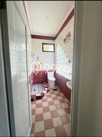 Disewakan! Rumah 5 Kamar Tidur &
4 Kamar Mandi di BSD Griya Loka, Tangerang Disewakan! Rumah 5 Kamar Tidur &
4 Kamar Mandi di BSD Griya Loka, Tangerang