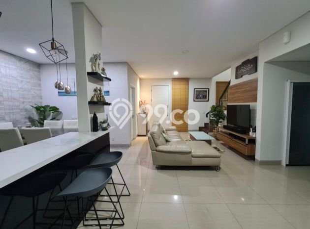 Rumah Elit Modern Tanpa Renovasi di BSD The Savia Tangerang Rumah Elit Modern Tanpa Renovasi di BSD The Savia Tangerang