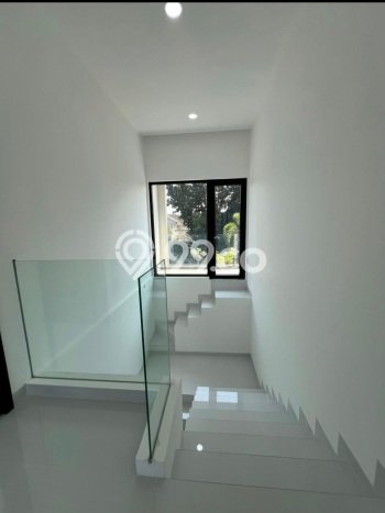For Sale Rumah Mewah Exclusive di BSD, Tangerang Selatan For Sale Rumah Mewah Exclusive di BSD, Tangerang Selatan