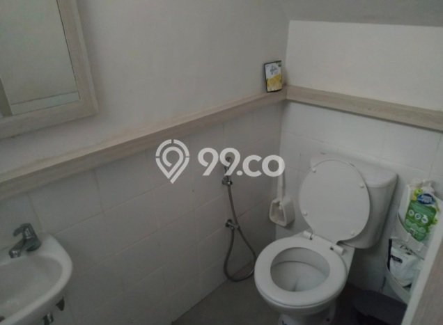 Disewakan Rumah Murah di BSD Tangerang Punya 3 Kamar Tidur Disewakan Rumah Murah di BSD Tangerang Punya 3 Kamar Tidur
