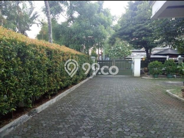 Hunian Eksklusif Siap Huni LT 740m2 di Pasar Minggu, Jakarta Selatan Hunian Eksklusif Siap Huni LT 740m2 di Pasar Minggu, Jakarta Selatan