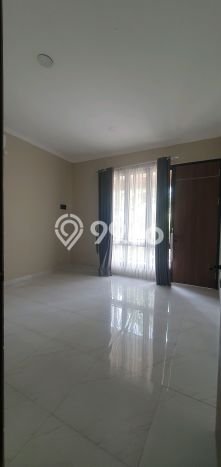Sewa Rumah Murah di Serpong Villa Melati Mas Tangerang Selatan dengan 3 Kamar Tidur Sewa Rumah Murah di Serpong Villa Melati Mas Tangerang Selatan dengan 3 Kamar Tidur