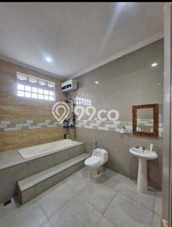 Dijual Rumah Mewah Megah Dengan View Eksklusif di Modernland, Tangerang Dijual Rumah Mewah Megah Dengan View Eksklusif di Modernland, Tangerang