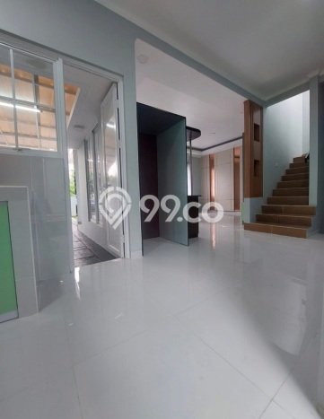 Rumah Modern Cantik 3 Kamar Bisa Langsung Pindah di BSD Rumah Modern Cantik 3 Kamar Bisa Langsung Pindah di BSD