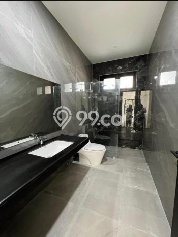 For Sale Rumah Mewah Exclusive di BSD, Tangerang Selatan For Sale Rumah Mewah Exclusive di BSD, Tangerang Selatan