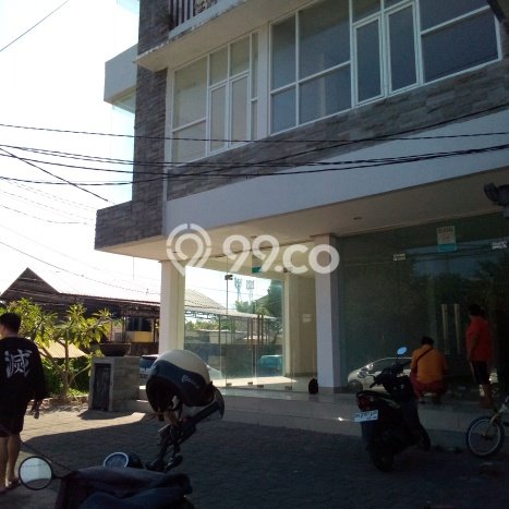 Ruko disewakan di Denpasar Selatan Denpasar dengan luas bangunan 414m2 Ruko disewakan di Denpasar Selatan Denpasar dengan luas bangunan 414m2