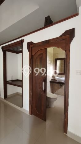 Vila Kawasan , Luas 450m2m², Area Nyaman Vila Kawasan , Luas 450m2m², Area Nyaman