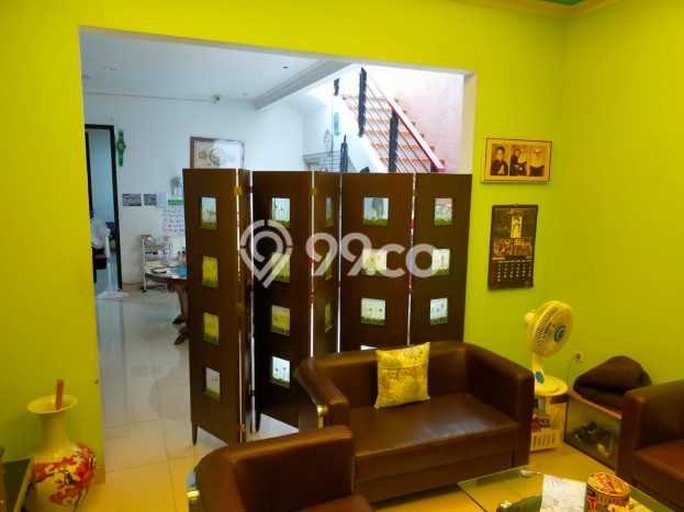 Rumah Luxury Modern Tanpa Renovasi di Cijantung Jakarta Timur Rumah Luxury Modern Tanpa Renovasi di Cijantung Jakarta Timur