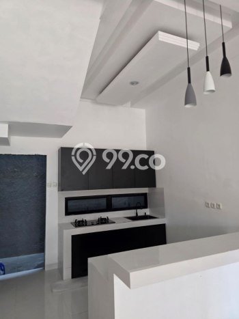 Hunian Cantik Modern Lb 180m2 di Matraman, Jakarta Timur Hunian Cantik Modern Lb 180m2 di Matraman, Jakarta Timur