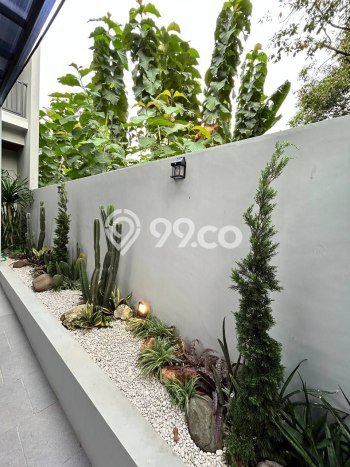 Rumah Mewah LB 159m2 Siap Huni Desain Elegan di Pondok Kelapa, Jakarta Timur Rumah Mewah LB 159m2 Siap Huni Desain Elegan di Pondok Kelapa, Jakarta Timur