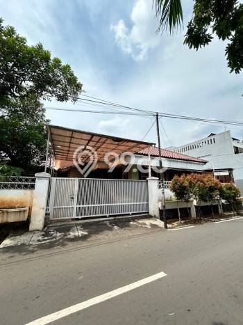 Rumah Elit Modern Tanpa Renovasi di Rawamangun Jakarta Timur Rumah Elit Modern Tanpa Renovasi di Rawamangun Jakarta Timur