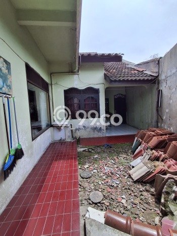 Dijual Hunian Rumah Terawat 6 Kamar di Jatiwaringin, Bekasi Dijual Hunian Rumah Terawat 6 Kamar di Jatiwaringin, Bekasi