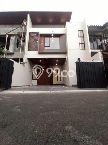 Rumah Luxury Modern Tanpa Renovasi di Rawamangun Jakarta Timur Rumah Luxury Modern Tanpa Renovasi di Rawamangun Jakarta Timur
