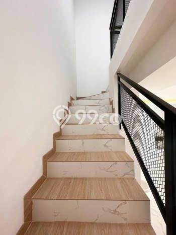 Jual Rumah Eksklusif 4 KT di Cipinang, Jakarta Timur Jual Rumah Eksklusif 4 KT di Cipinang, Jakarta Timur