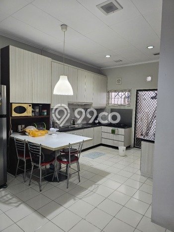 Rumah Modern 3 KT di harapan indah Bekasi Semi Furnished Rumah Modern 3 KT di harapan indah Bekasi Semi Furnished
