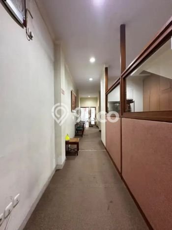 Unit Ruko Dijual di Jakarta Selatan LT 153m2 & LB 200m2 Unit Ruko Dijual di Jakarta Selatan LT 153m2 & LB 200m2