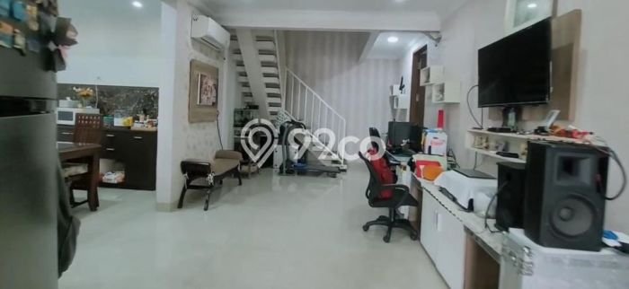 Rumah Minimalis 4 KT di Harapan Indah Bekasi Rumah Minimalis 4 KT di Harapan Indah Bekasi
