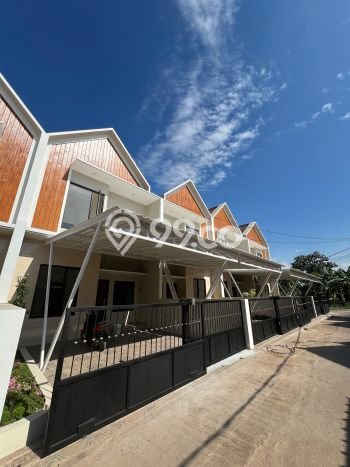 Rumah Modern 3 KT di Komsen Bekasi Unfurnished Rumah Modern 3 KT di Komsen Bekasi Unfurnished