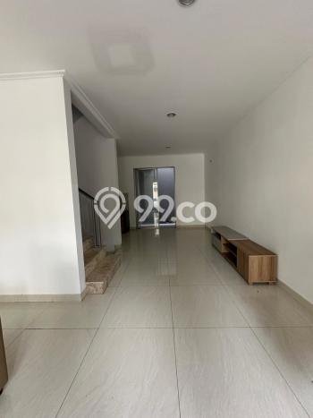 Jarang Ada! Rumah Kontrakan 3 Kamar Bagus Siap Huni Pantai Indah Kapuk Jarang Ada! Rumah Kontrakan 3 Kamar Bagus Siap Huni Pantai Indah Kapuk