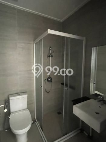 Disewakan! Rumah 2 Kamar Tidur &
2 Kamar Mandi di Pantai Indah Kapuk 2, Jakarta Utara Disewakan! Rumah 2 Kamar Tidur &
2 Kamar Mandi di Pantai Indah Kapuk 2, Jakarta Utara