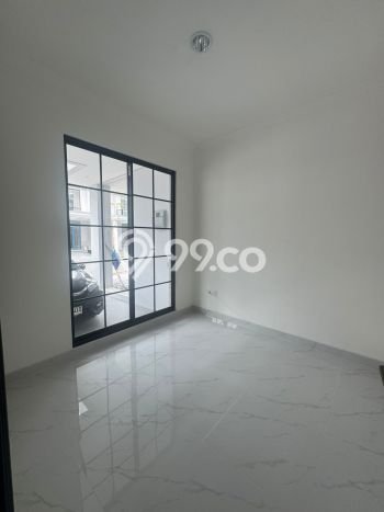Disewakan! Rumah 3 Kamar Tidur &
3 Kamar Mandi di Pantai Indah Kapuk 2, Jakarta Utara Disewakan! Rumah 3 Kamar Tidur &
3 Kamar Mandi di Pantai Indah Kapuk 2, Jakarta Utara