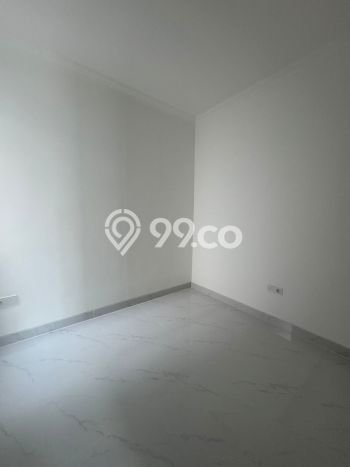 Disewakan! Rumah 3 Kamar Tidur &
3 Kamar Mandi di Pantai Indah Kapuk 2, Jakarta Utara Disewakan! Rumah 3 Kamar Tidur &
3 Kamar Mandi di Pantai Indah Kapuk 2, Jakarta Utara