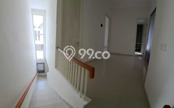 Rumah Strategis Modern Lb 120m2 di Sindang Jaya, Tangerang Rumah Strategis Modern Lb 120m2 di Sindang Jaya, Tangerang