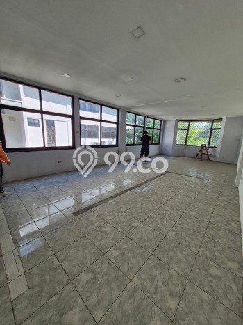 Ruko Dijual di Jakarta Utara LT 78m2 & LB 240m2 Lokasi Terbaik! Ruko Dijual di Jakarta Utara LT 78m2 & LB 240m2 Lokasi Terbaik!