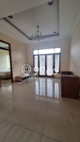 Rumah area Sektor 9-Bintaro, 4 KT, Akses Mudah Pusat Kota, LT 450m² LB 350m² Rumah area Sektor 9-Bintaro, 4 KT, Akses Mudah Pusat Kota, LT 450m² LB 350m²