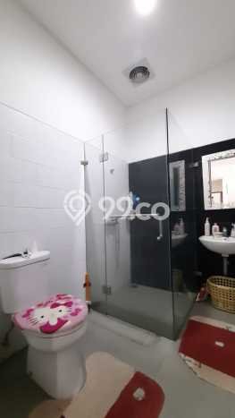 BEST DEAL! Rumah Nyaman area Bintaro, LT 144m² Bangunan 250m² BEST DEAL! Rumah Nyaman area Bintaro, LT 144m² Bangunan 250m²