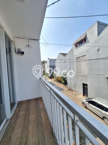 DIJUAL CEPAT! Rumah Ready Stock Lokasi Premium Ciputat, Luas 60m² Bangunan 70m² DIJUAL CEPAT! Rumah Ready Stock Lokasi Premium Ciputat, Luas 60m² Bangunan 70m²