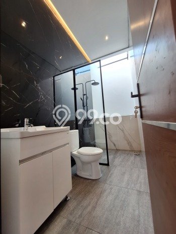 LOKASI PREMIUM! Rumah Berkembang area Bintaro, Luas 140m² LB 190m² LOKASI PREMIUM! Rumah Berkembang area Bintaro, Luas 140m² LB 190m²