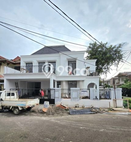 SEGERA MILIKI! Rumah di Sektor 9-Bintaro, Tangerang Selatan, Luas 222m² Bangunan 250m² SEGERA MILIKI! Rumah di Sektor 9-Bintaro, Tangerang Selatan, Luas 222m² Bangunan 250m²