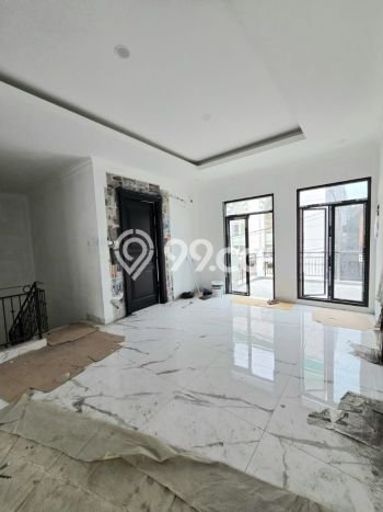 SEGERA MILIKI! Rumah di Sektor 9-Bintaro, Tangerang Selatan, Luas 222m² Bangunan 250m² SEGERA MILIKI! Rumah di Sektor 9-Bintaro, Tangerang Selatan, Luas 222m² Bangunan 250m²