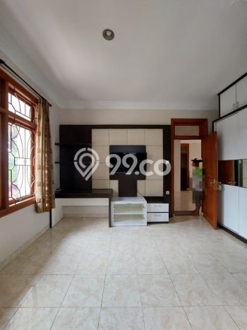 GOOD DEAL! Rumah Strategis area Sektor 7-Bintaro, LT 456m² Bangunan 375m² GOOD DEAL! Rumah Strategis area Sektor 7-Bintaro, LT 456m² Bangunan 375m²