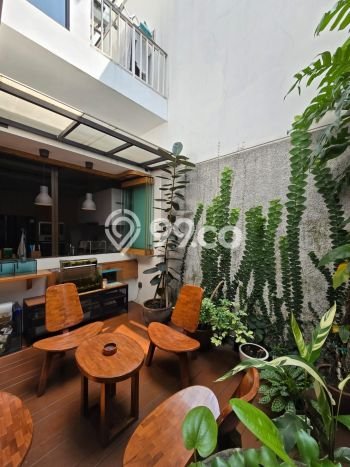 Rumah Luxury Modern Tanpa Renovasi di Sektor 9-Bintaro Tangerang Selatan Rumah Luxury Modern Tanpa Renovasi di Sektor 9-Bintaro Tangerang Selatan