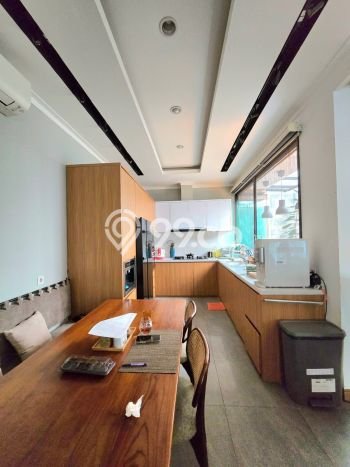 Rumah Luxury Modern Tanpa Renovasi di Sektor 9-Bintaro Tangerang Selatan Rumah Luxury Modern Tanpa Renovasi di Sektor 9-Bintaro Tangerang Selatan